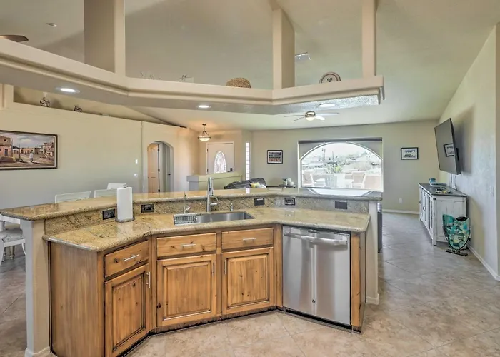 3Br/3Ba, 360° Views, Min To London Bridge/Trails *