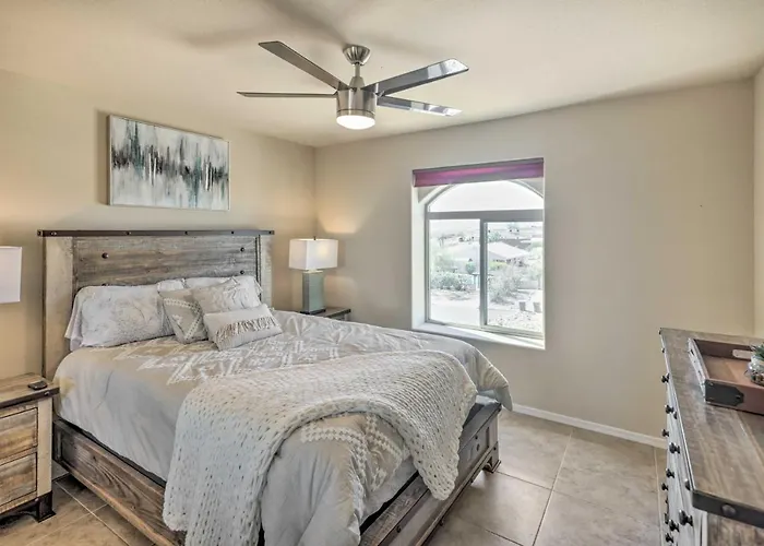 Holiday home 3Br/3Ba, 360° Views, Min To London Bridge/Trails Lake Havasu City